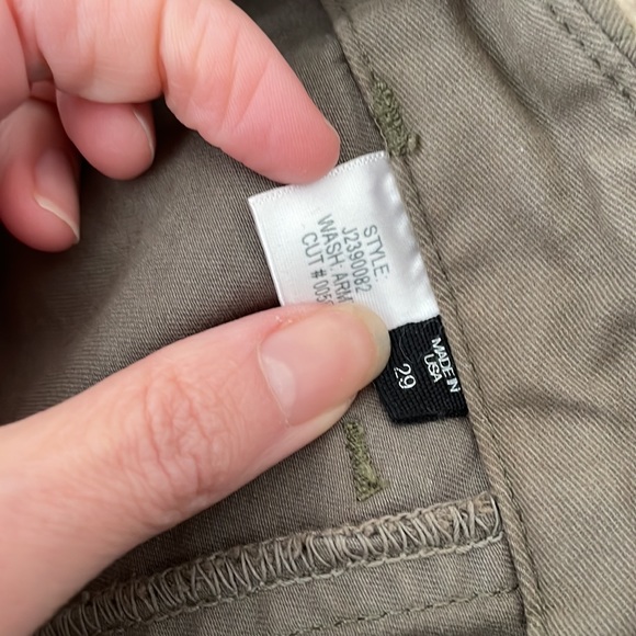 NWT Veronica beard Cropped Tapered Pants net a Porter $345 current season sz 29 - Picture 13 of 13